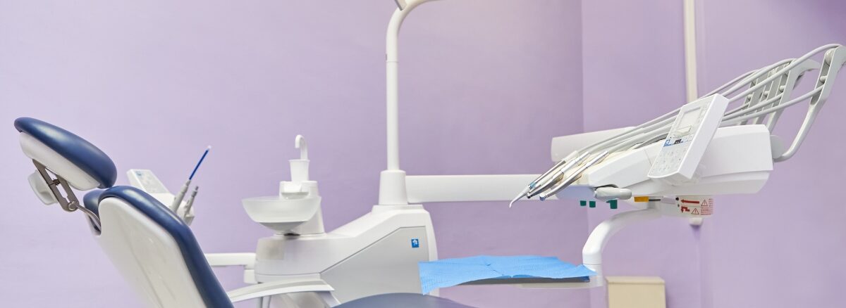 poltrona 2 studio odontoiatrico scarozza dentista roma san giovanni roma cure dentali manzoni